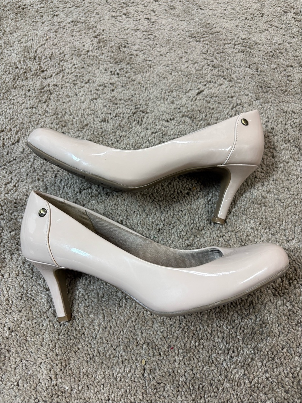 Life Stride Blush Patent Mid-Heel Pumps
